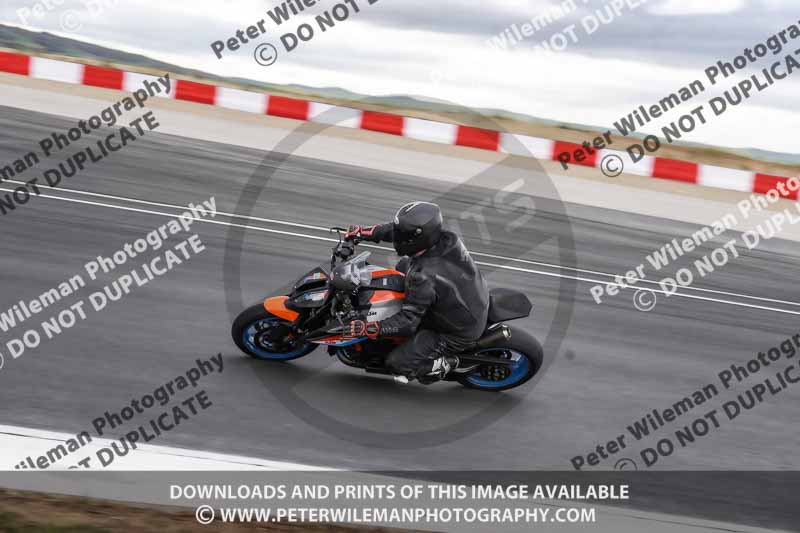 cadwell no limits trackday;cadwell park;cadwell park photographs;cadwell trackday photographs;enduro digital images;event digital images;eventdigitalimages;navarra;no limits trackdays;peter wileman photography;racing digital images;trackday digital images;trackday photos